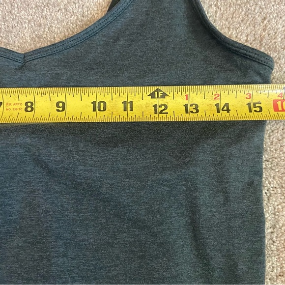 Vuori Halo Performance Crop Sz XL Black/Gray VW1005 - Picture 3 of 4